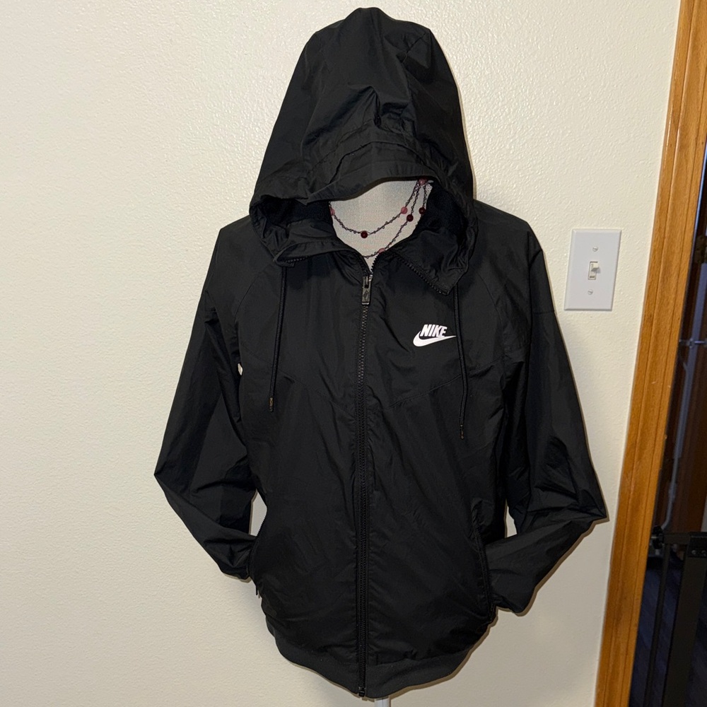 Nike Black Hooded Jacket Windbreaker size Small